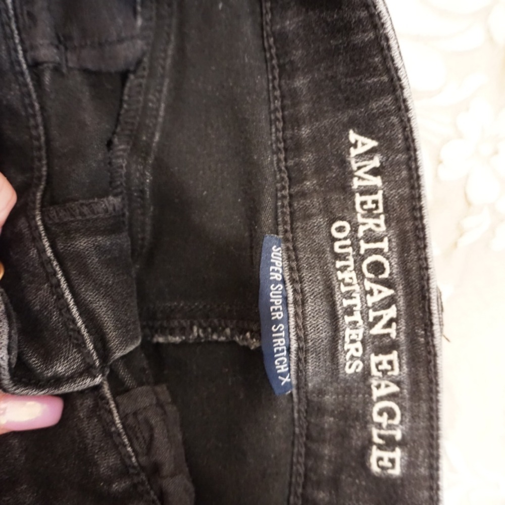 Shorts - Picture 2 of 3